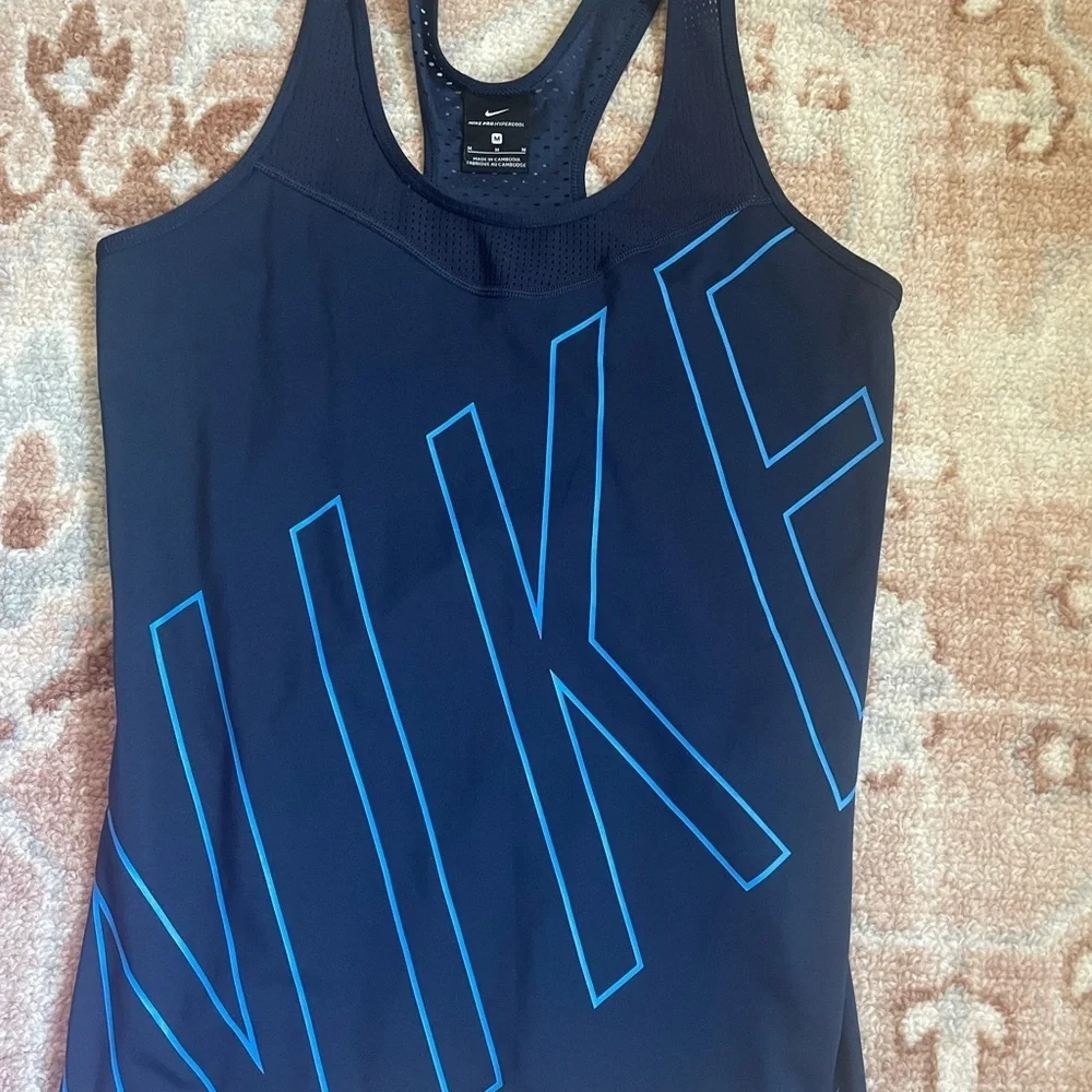 Nike Pro Hypercool Blue Tank